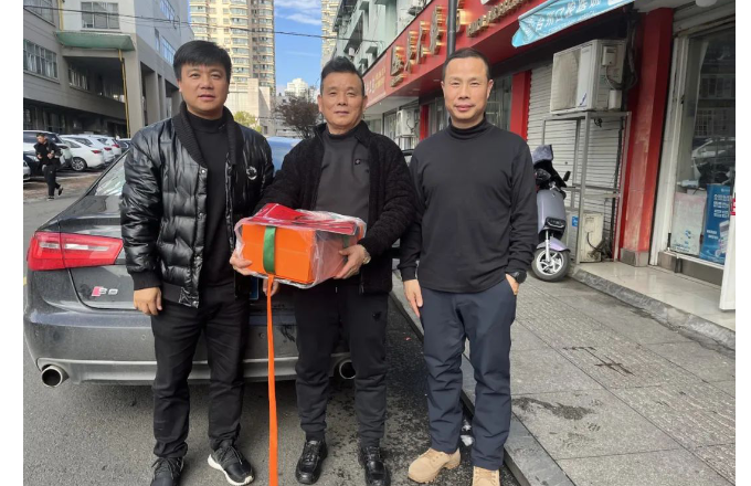 CA88光电开展春节前走访慰问活动